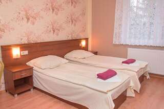 Мини-отель Hotelik Wulpink Majdy Olsztyn Majdy Стандартный двухместный номер с 2 отдельными кроватями-14